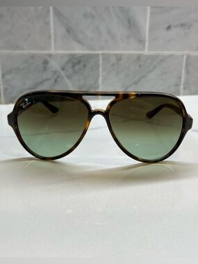 new w/o tags Ray-Ban Tortoiseshell Aviator Sunglasses - Green Gradient Lenses